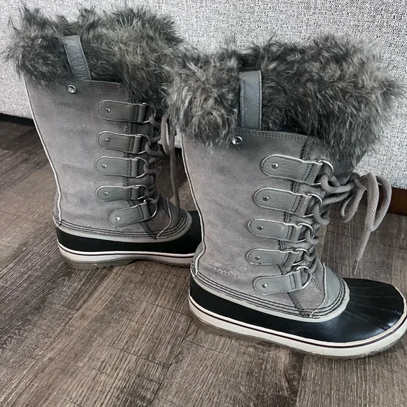 Sorel | Shoes | Sorrel Joan Of Arc Grey Boots | Poshmark display picture 2